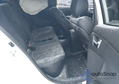 2015 Hyundai Veloster z USA, uszkodzony, nr VIN KMHTC6AD2FU225168